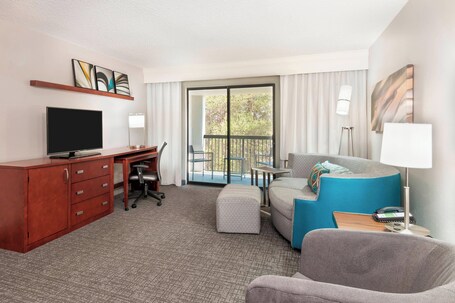 Courtyard by Marriott Asheville - Image 27