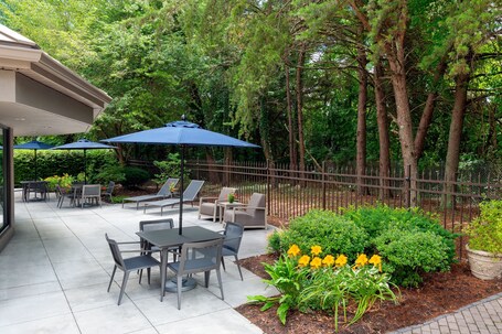 Courtyard by Marriott Asheville - Image 25