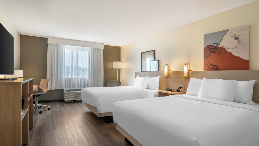 Spark by Hilton Kannapolis