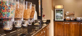 Best Western Plus Edison Inn