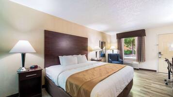 Standard Room, 1 King Bed, Non Smoking