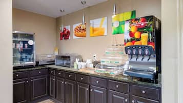 Buffet déjeuner gratuit