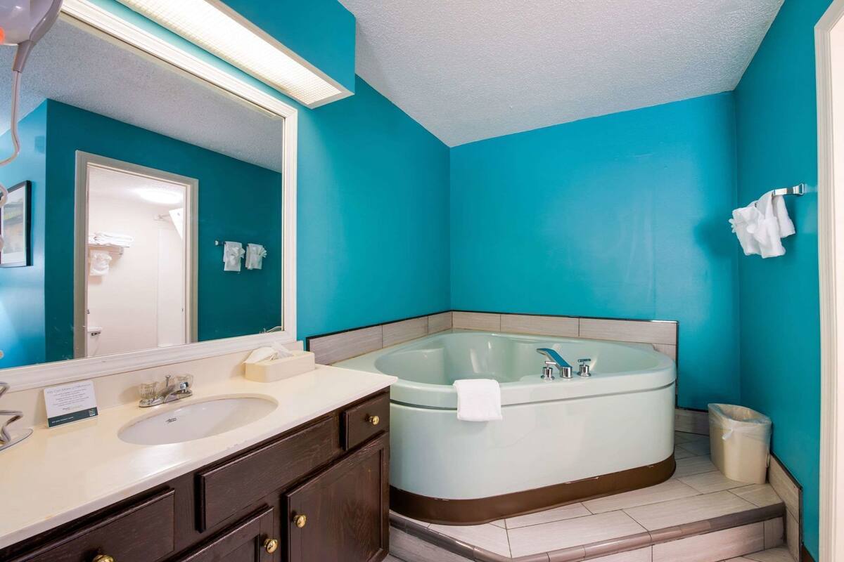 Baño | Secadora de cabello y toallas