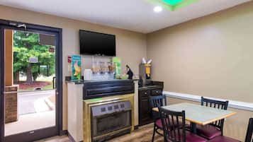 Free buffet breakfast