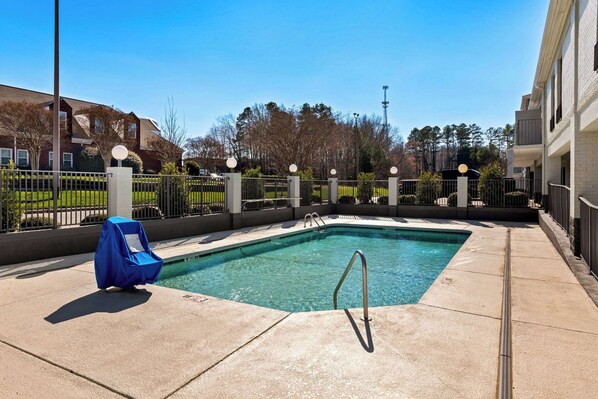 Seasonal outdoor pool
