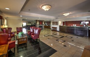 Lobby-lounge