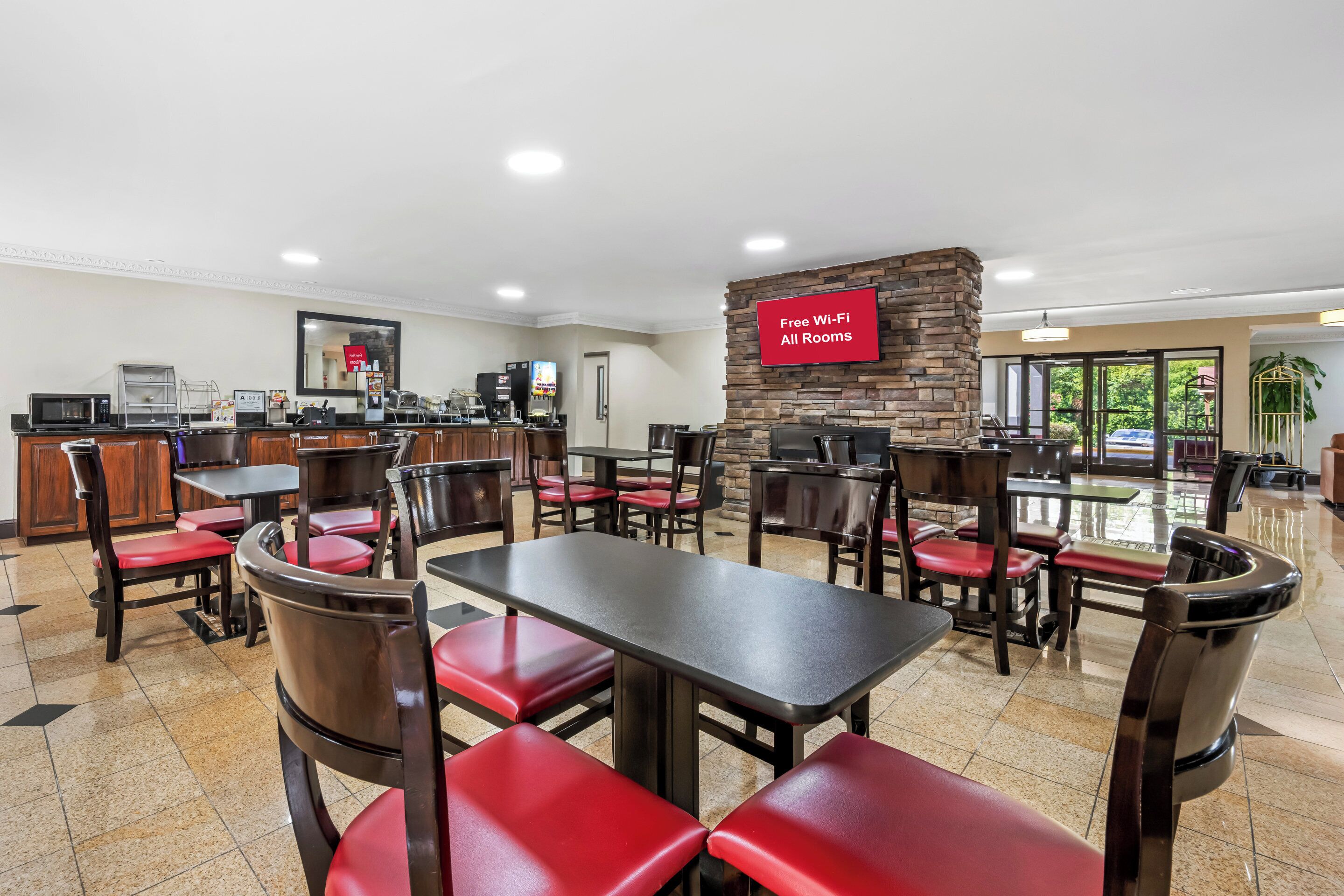 Breakfast area