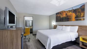 Standard Room, 1 King Bed | Desk, laptop workspace, blackout curtains, free WiFi