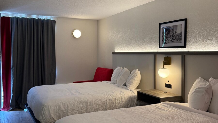 Ramada by Wyndham Lumberton NC North