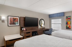 Habitación | Tabla de planchar con plancha, wifi gratis, ropa de cama y despertador 