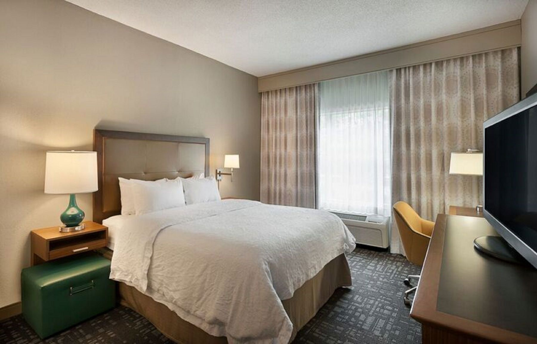 Premium bedding, minibar, desk, laptop workspace