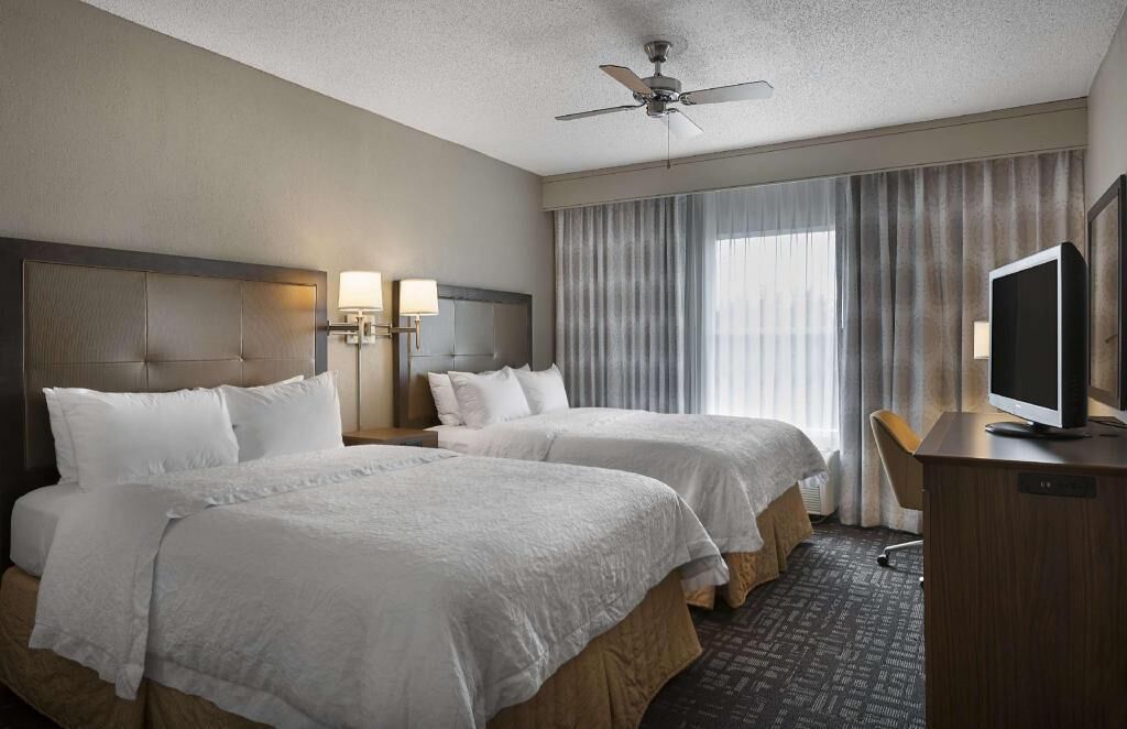 Premium bedding, minibar, desk, laptop workspace