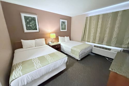 Room, 2 Double Beds | Desk, free WiFi, bed sheets