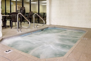 Indoor spa tub