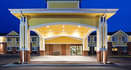 Fargo Inn and Suites