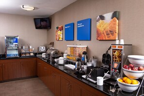 Free daily continental breakfast 