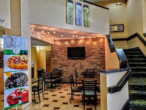 Free daily buffet breakfast