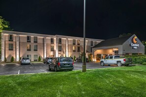 Exterior - Comfort Inn Oxford - University Area (Oxford)