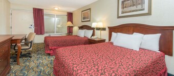 Days Inn & Suites by Wyndham Dayton North