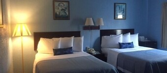 Days Inn by Wyndham Cleveland Lakewood
