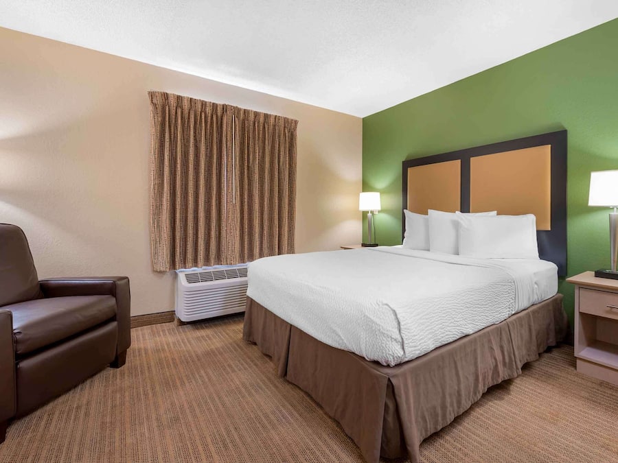 Studio, 1 queensize bed, niet-roken | Pillowtop-bedden, een bureau, een laptopwerkplek