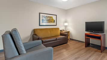 Desk, laptop workspace, iron/ironing board, free WiFi