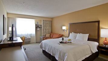 Room, 1 King Bed, Accessible, Bathtub | Premium bedding, pillowtop beds, desk, blackout drapes