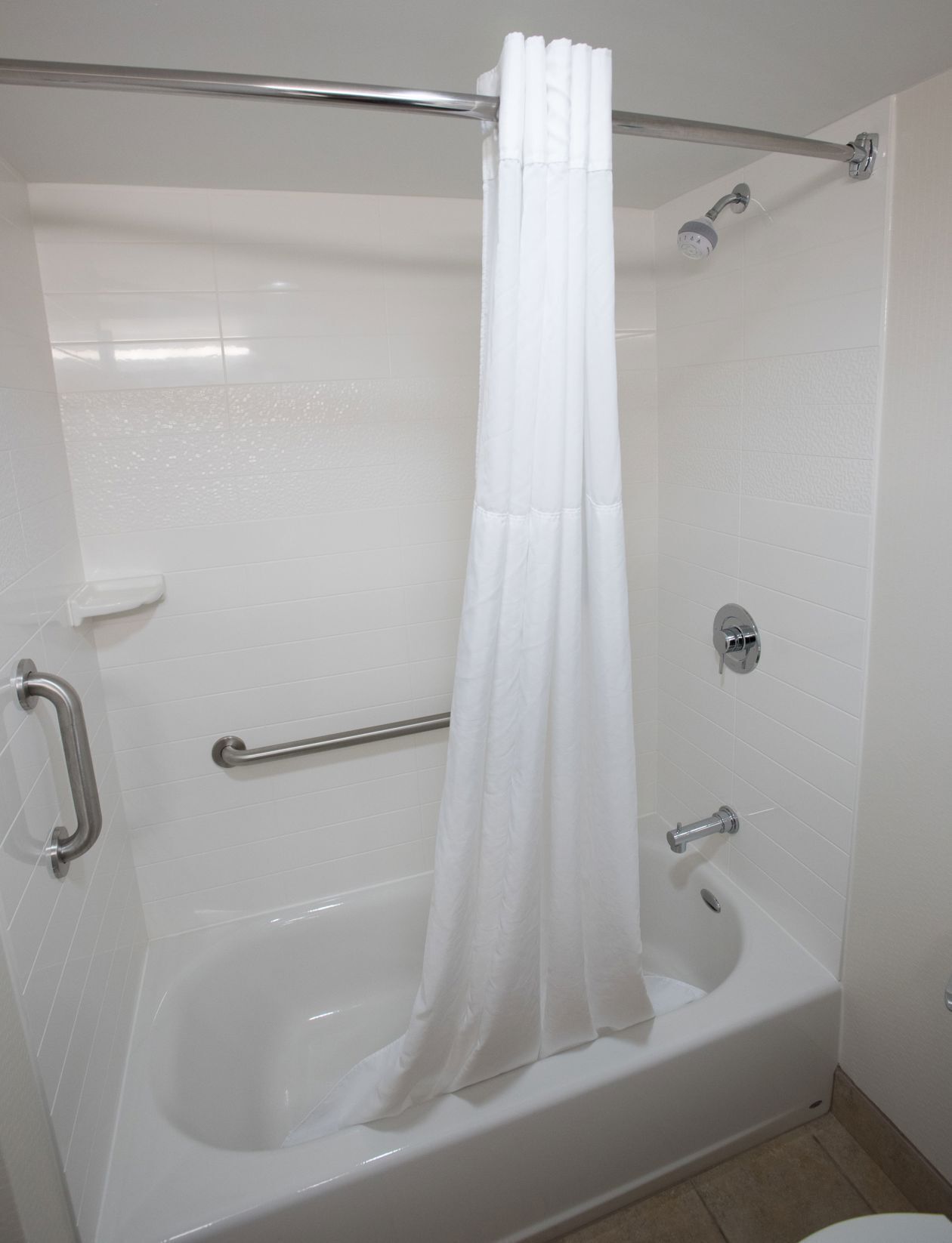 Bagno | Combinazione doccia/vasca, set di cortesia gratuito, asciugacapelli