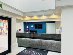 Reception hall - Baymont by Wyndham Ardmore I-35 (Ardmore)