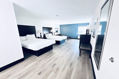 Baymont by Wyndham Ardmore I-35