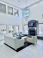 Sala de estar en el lobby