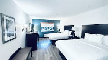 Desk, laptop workspace, iron/ironing board, free WiFi