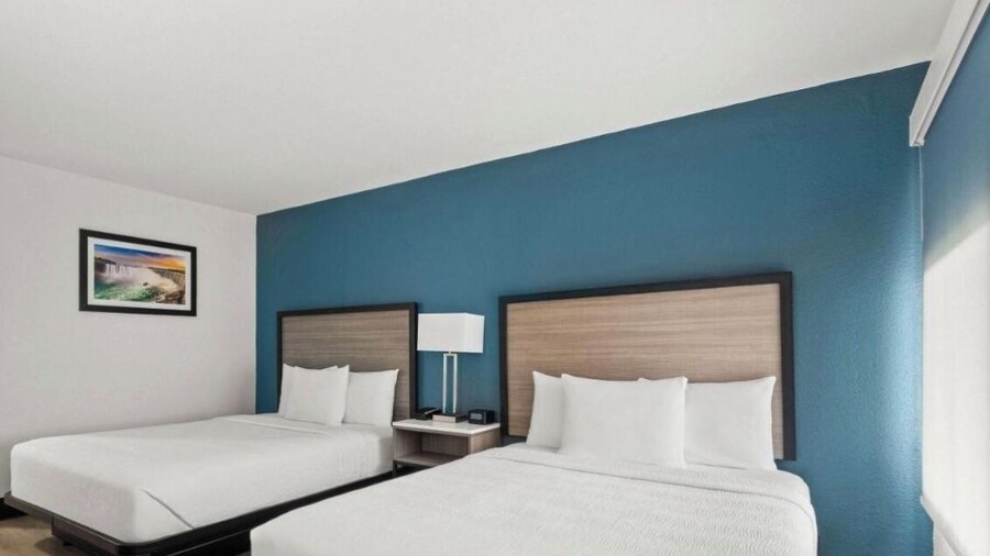 Baymont by Wyndham Ardmore I-35