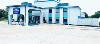 Baymont by Wyndham Ardmore I-35