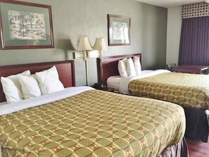 다��리미/다리미판, 무료 WiFi, 알람 시계