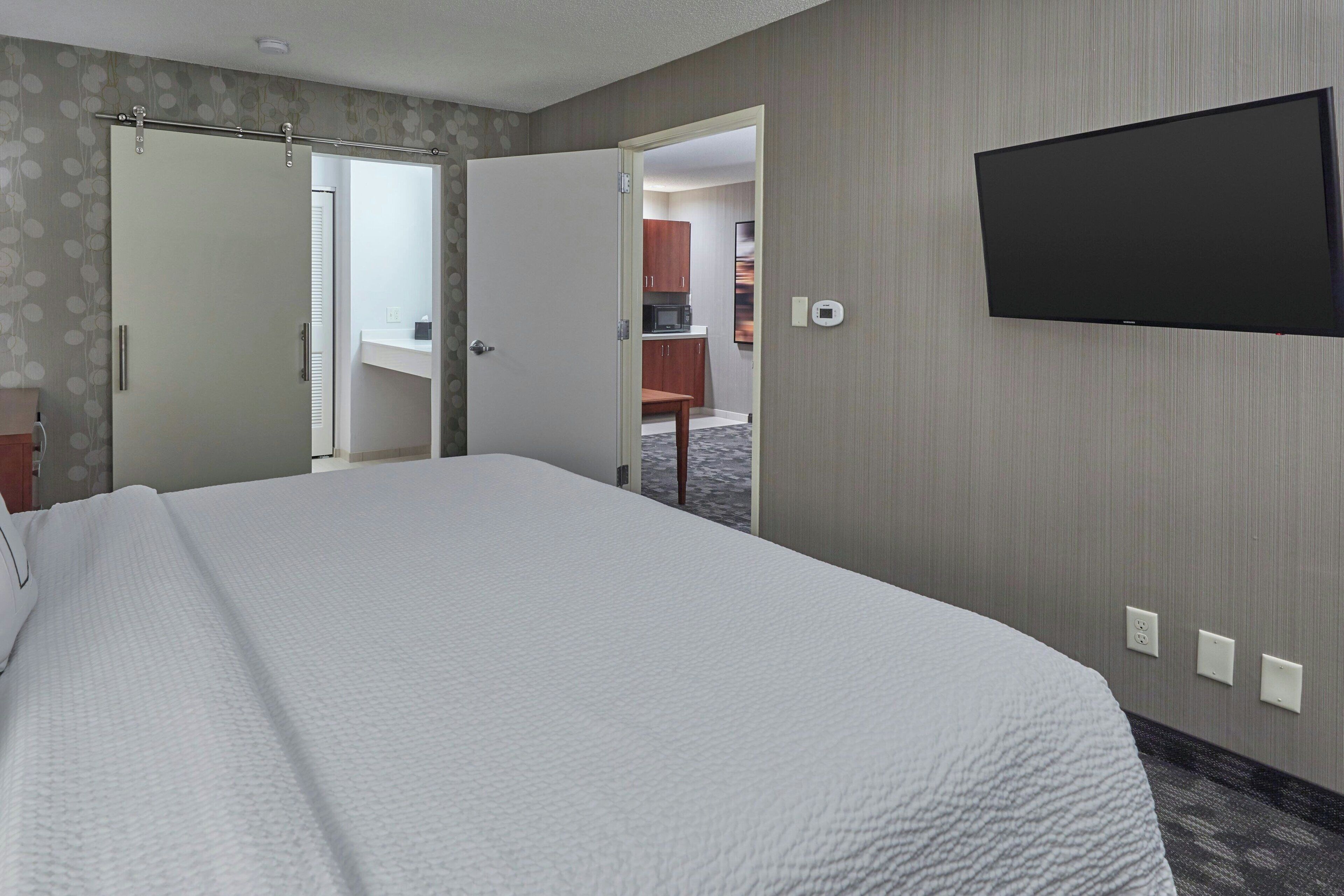 1 bedroom, hypo-allergenic bedding, in-room safe, desk