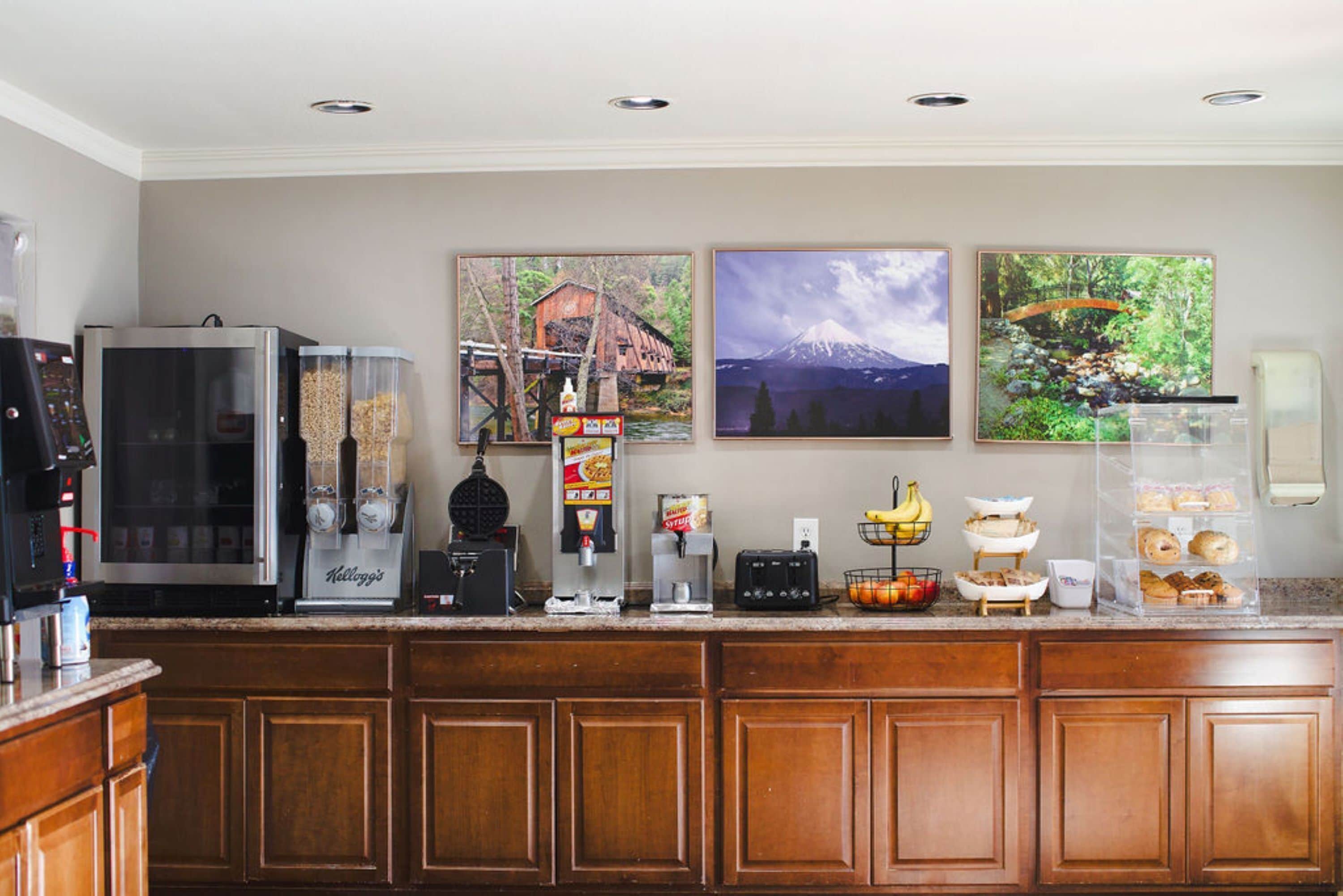 Free daily on-the-go breakfast