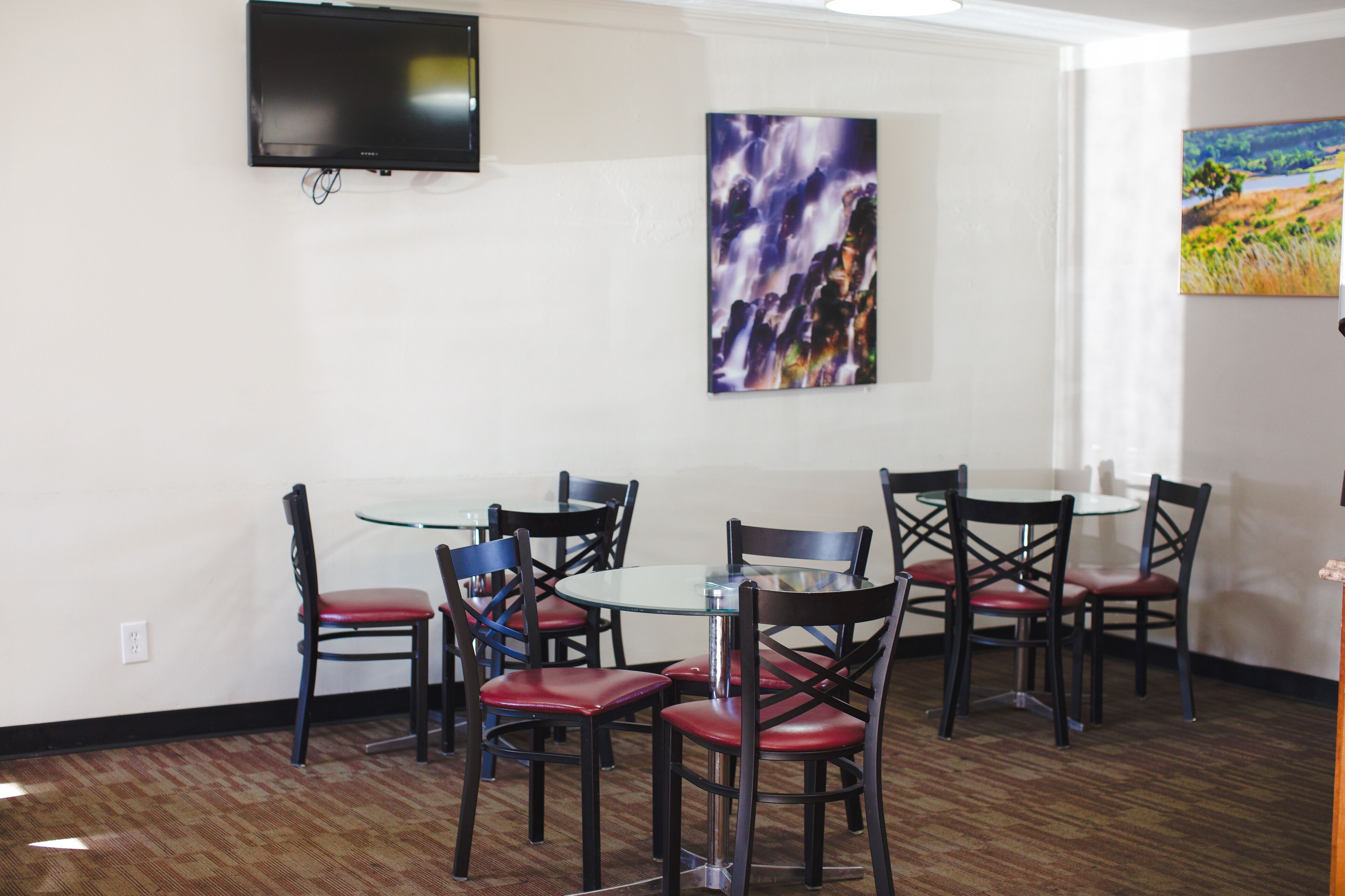 free daily on-the-go breakfast