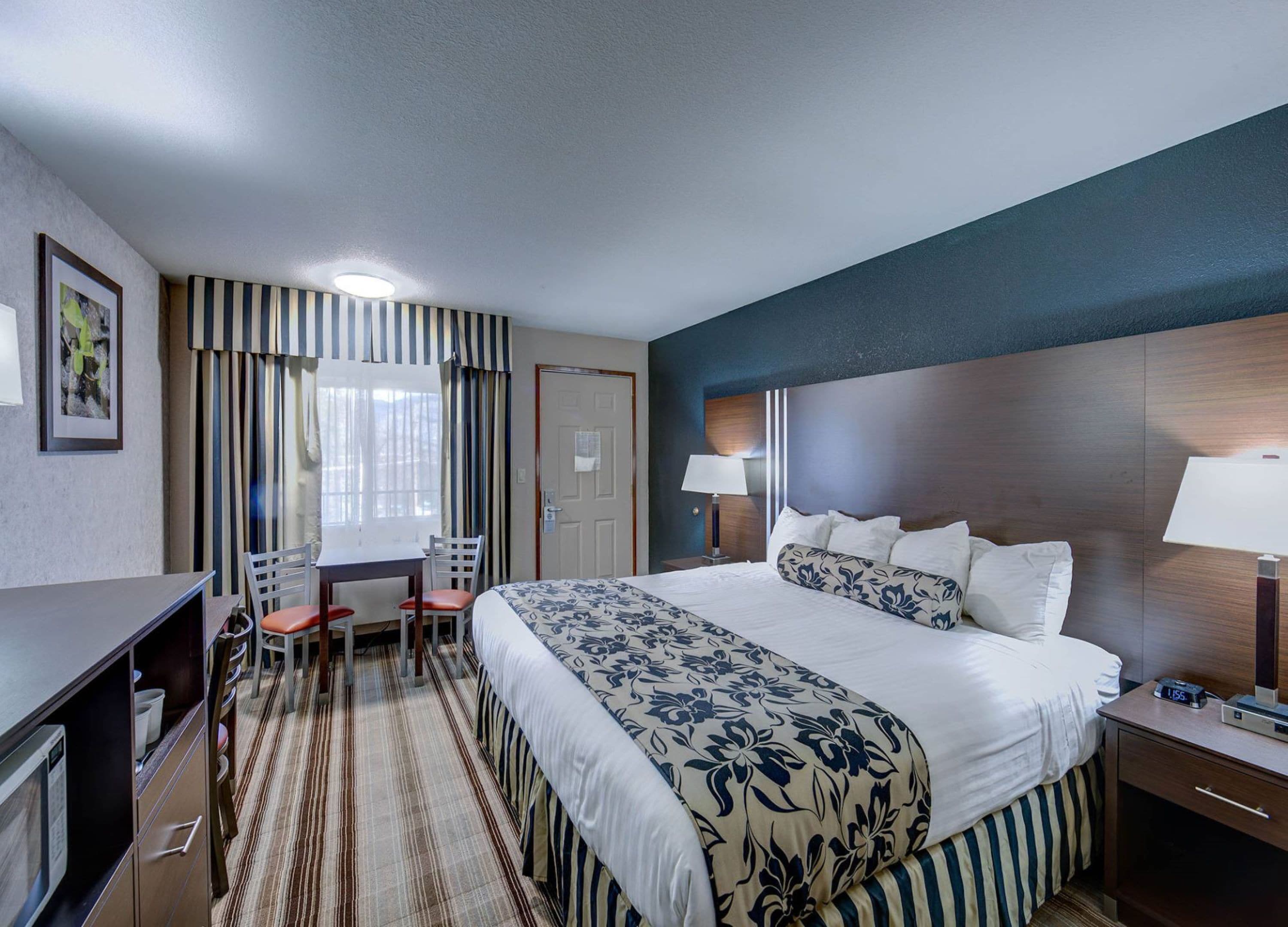 Desk, blackout curtains, iron/ironing board, WiFi