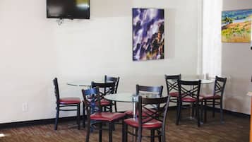 Free daily on-the-go breakfast