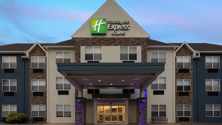 Holiday Inn Express & Suites Wyomissing by IHG