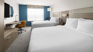 Standardzimmer, 2 Queen-Betten, barrierefrei (Comm, Roll-In Shower) | Hochwertige Bettwaren, Schreibtisch, Verdunkelungsvorhänge