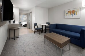 Suite, 1 King Bed with Sofa bed | Premium bedding, desk, blackout drapes, iron/ironing board