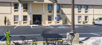 Econo Lodge Harrisburg - Southwest of Hershey Area