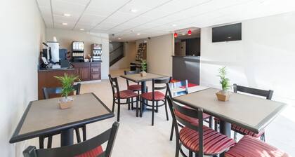 Econo Lodge Harrisburg - Southwest of Hershey Area