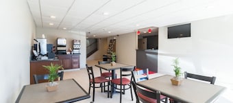 Econo Lodge Harrisburg - Southwest of Hershey Area