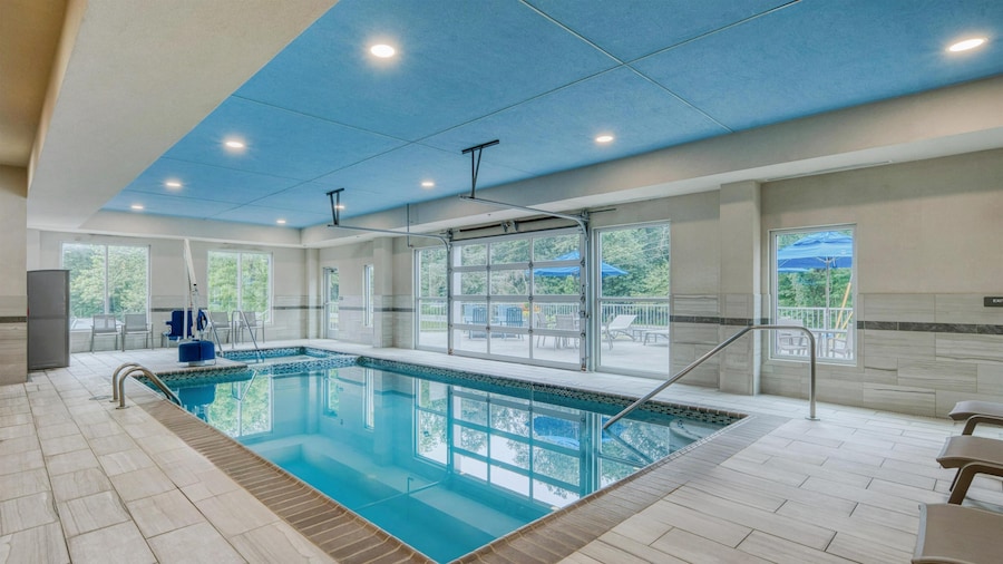 SureStay Plus Hotel by Best Western Elizabethtown Hershey