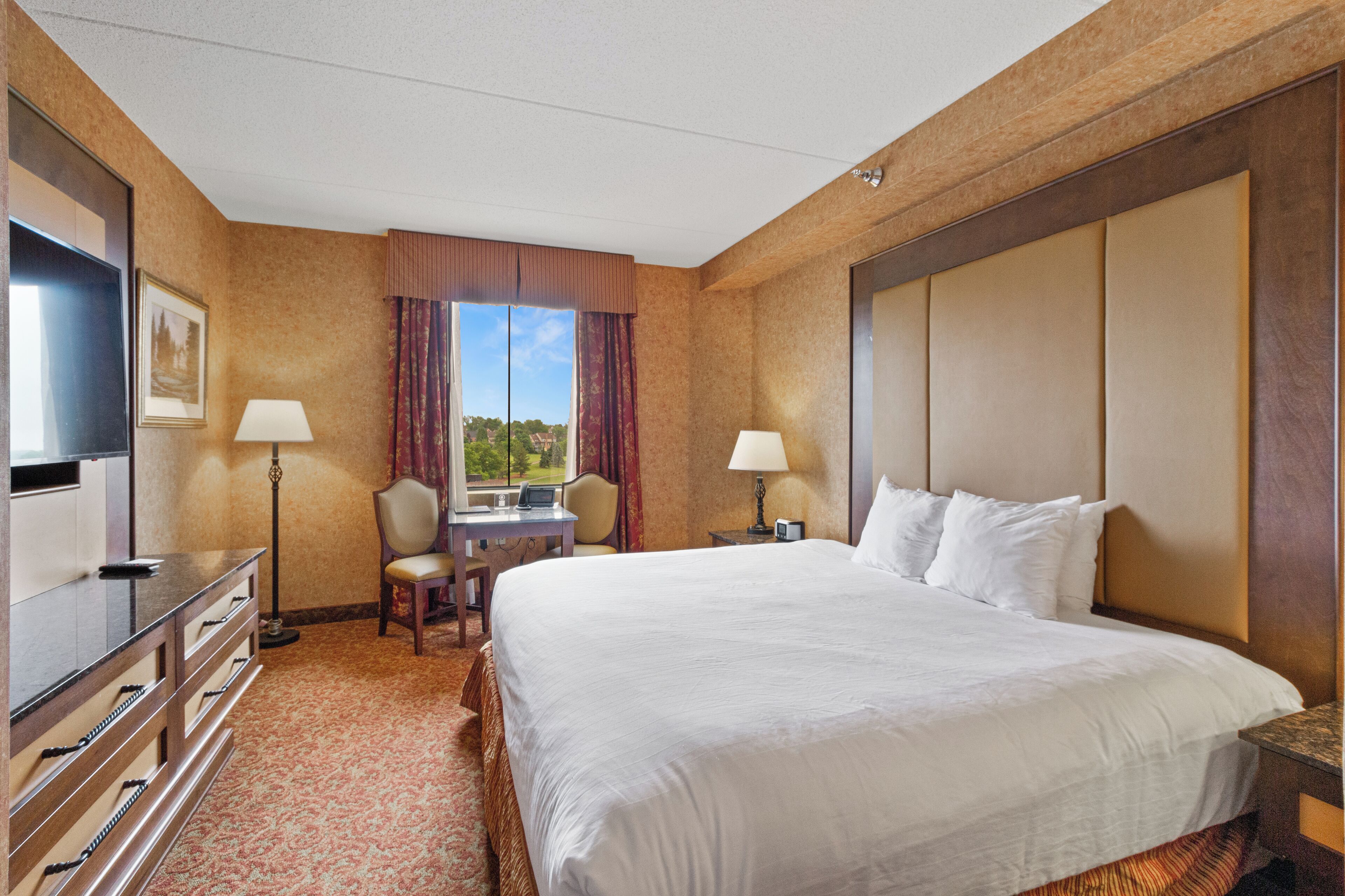 Romantic Room, 1 King Bed, Golf View