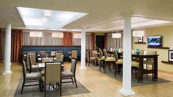 Dagelijks ontbijtbuffet inbegrepen