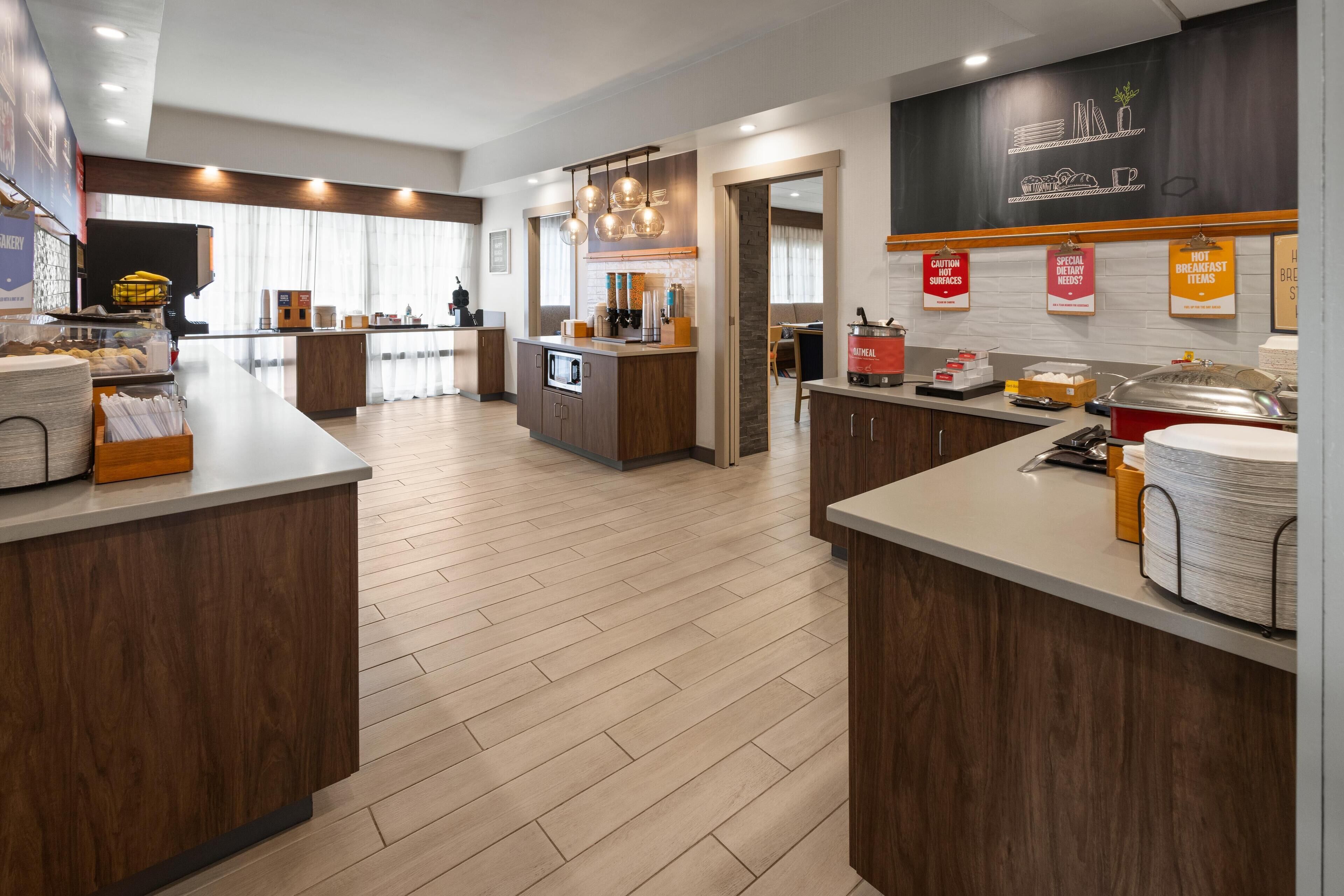 Free daily continental breakfast